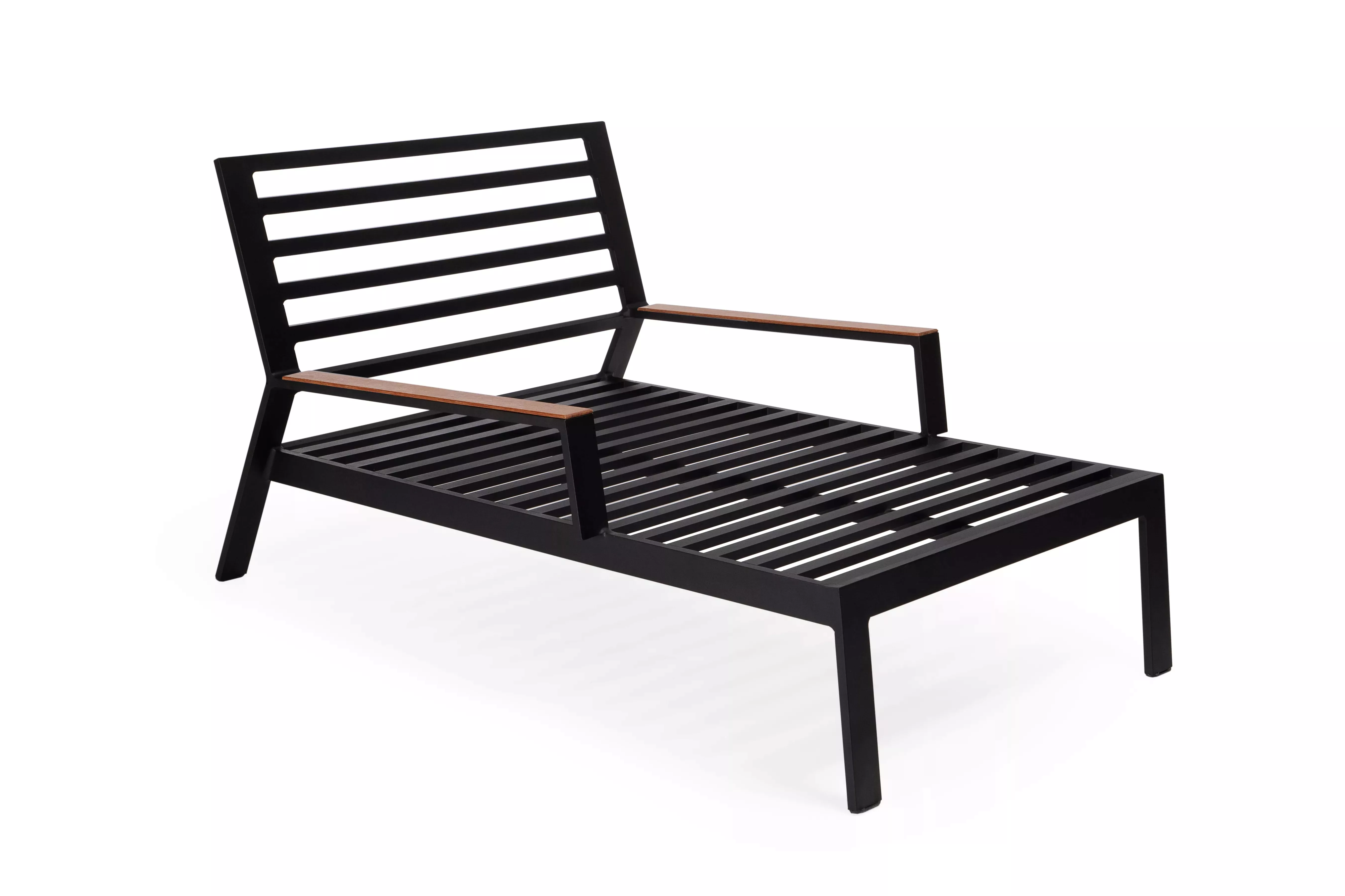 Chaise Troya Com Detalhe Em Madeira